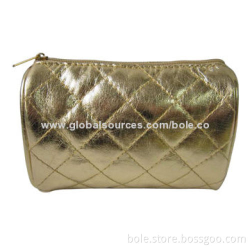 Cosmetic Bag for Promotions, Made of Metallic PVC with Nylon Zipper and Quilting
